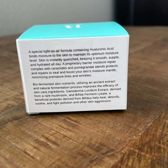 BeautyStat Universal Pro-Bio Moisture Boost Cream - Picture 3 of 4